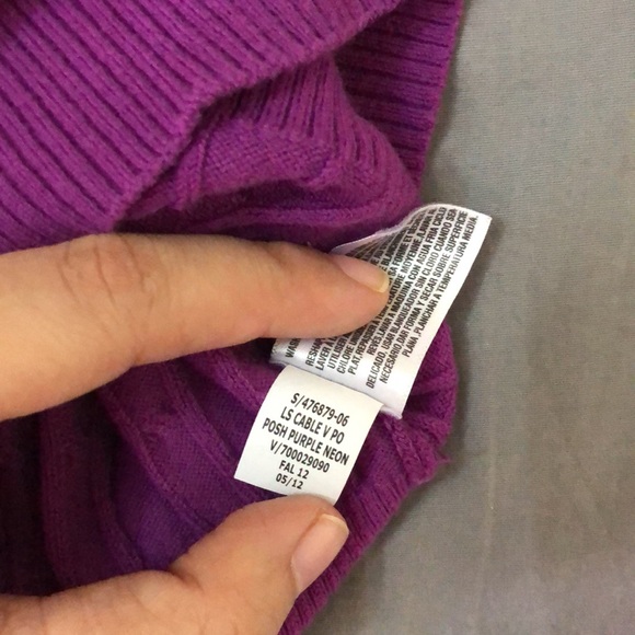 Old Navy Purple v-neck pullover - Picture 7 of 8